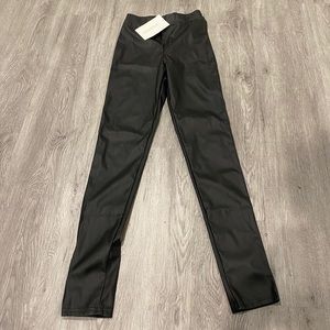Naked wardrobe Vegan Leather Leggings